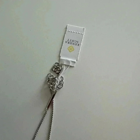 Kendra scott necklace - Picture 3 of 3